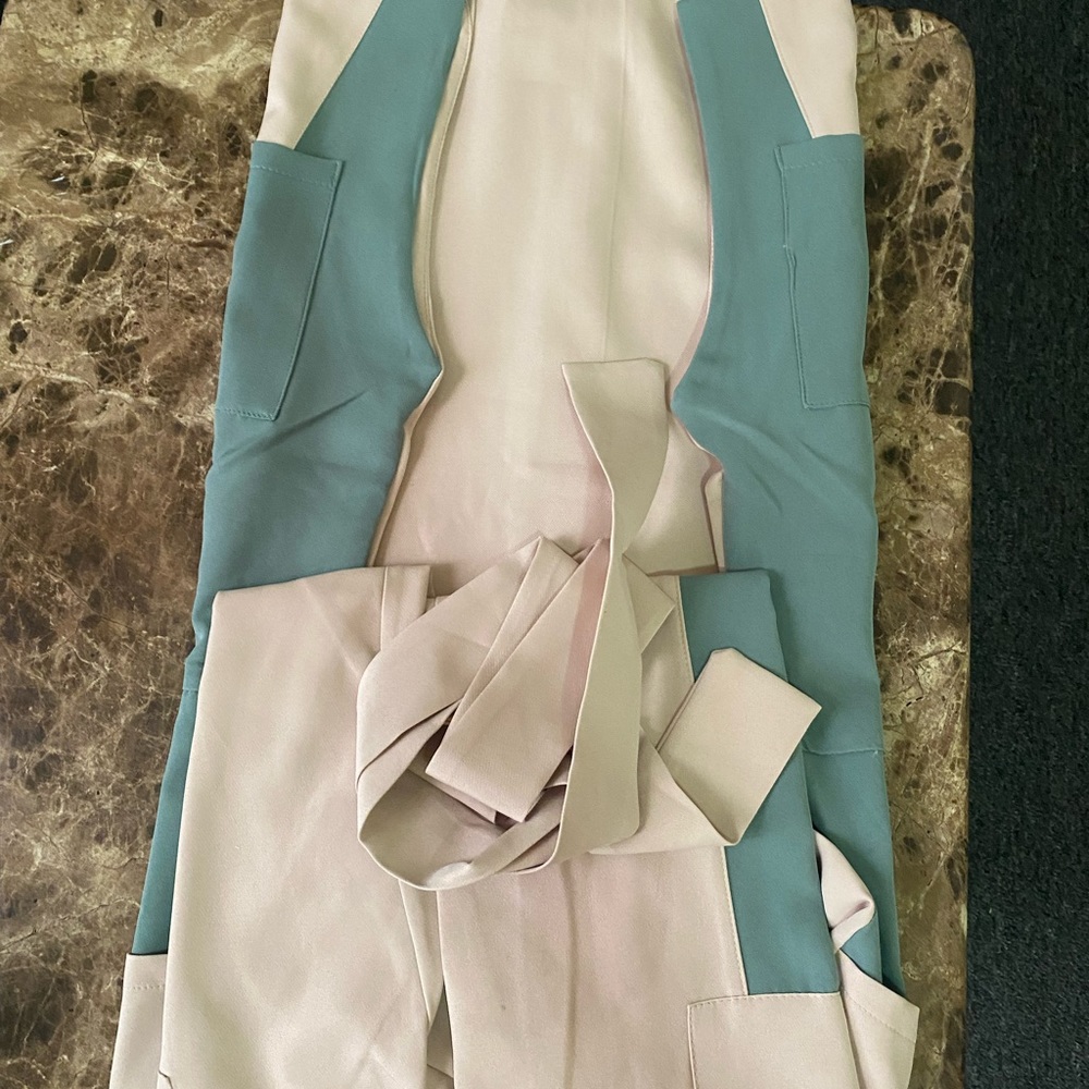 Women’s dress